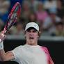 Prodígio do tênis do Brasil sobe 12 posições após participação o Australian Open e queda de concorrentes o ranking.