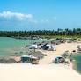 Visitar Jericoacoara é um convite para se entregar a diversas atividades que exploram tanto a beleza natural quanto a cultura local.