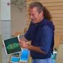 O artista plástico paulistano Rodolpho Tamanini Netto, de 73 anos, que morreu após ter a casa invadida por uma enxurrada, em Pinheiros, zona oeste de São.