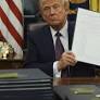 Donald Trump assinou decretos desestimulando a produção de energia limpa ao mesmo tempo em que estimula a extração de petroleo nos Estados Unidos.