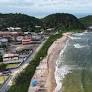Penha e Bombinhas, cidades catarinenses finalistas do Top 100 Stories Green Destinations 2025, destacam-se pelo turismo sustentável com projetos como...