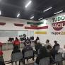 Medida ocorre após terceirizada não pagar salários e funcionários abandonarem os postos de serviço. Rescisão atingirá mais duas unidades.