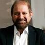 Empresário Guilherme Paulus recebe título de Líder Visionário no ESFE, evento que celebra sua trajetória no turismo e hospitalidade.