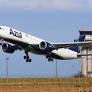 A Azul, maior companhia aérea em número de voos e destinos atendidos no Brasil, terá 136 decolagens ou pousos extras na madrugada do dia 01 de março,...