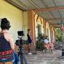 Da Assessoria de Imprensa da Produção, com fotos de Divulgação. As câmeras já estão rodando! O curta-metragem “De Mão em Mão”, uma realização da...