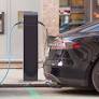 Conheça os cinco carros elétricos mais baratos do Brasil. O mercado dos elétricos está em alta no país, com diversas opções acessíveis.