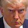 Sanções de Trump contra a Colômbia após rejeição de voo com deportados gera crise e tensões diplomáticas.