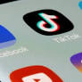 Proposta da Perplexity AI busca resolver o impasse sobre o funcionamento do TikTok nos EUA. Leia no Poder360.