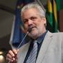 Uma oportunidade para reconhecer e valorizar o trabalho de agentes e auxiliares que atuam na educação infantil. Esse é o objetivo da Lei Municipal nº...