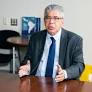 Há razões para a baixa produtividade no País? Assista ao debate com o economista Otaviano Canuto.