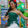 O vestido usado pela artista incorporava detalhes como flores amazônicas, que lembram as saias rodadas das mulheres no carimbó, e abas de chapéus inspiradas...