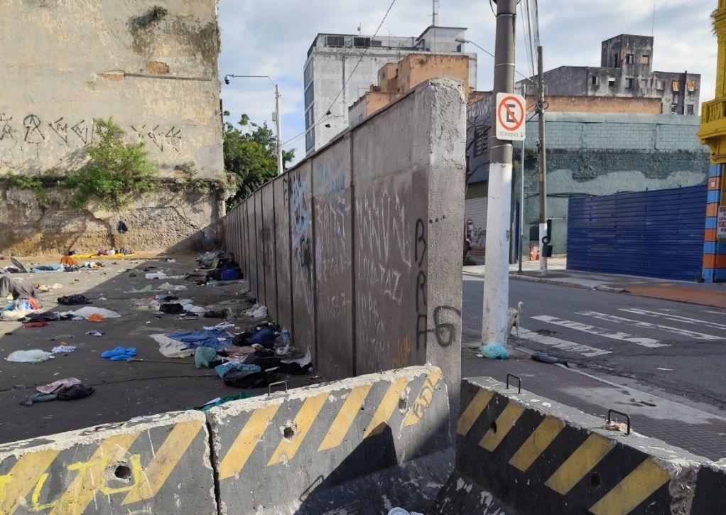 Moraes dá 24 horas para Nunes explicar muro na Cracolândia