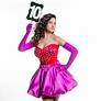 Com o tema “Bloco da Calixto é 10”, Aline Calixto celebra os 10 desfiles do bloco de carnaval que recebe seu nome e que a cada ano arrasta uma multidão ...