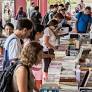 A Festa do Livro UFMG 2025 acontecerá de 24 a 27 de março, das 9h às 19h, na Praça de Serviços do campus UFMG Pampulha, em Belo Horizonte.