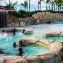 Muitas pessoas gostam de passear por lugares com piscinas ou cachoeiras para um banho relaxante. E existem lugares onde a atração é a água quente. Seja ao.
