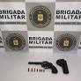 Prisão por porte ilegal de arma de fogo em Caxias do Sul. Homem de 35 anos detido com revólver calibre .38 e munições.