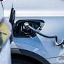 O mercado de carros elétricos no Brasil tem se expandido com a chegada de marcas estrangeiras e redução de preços.