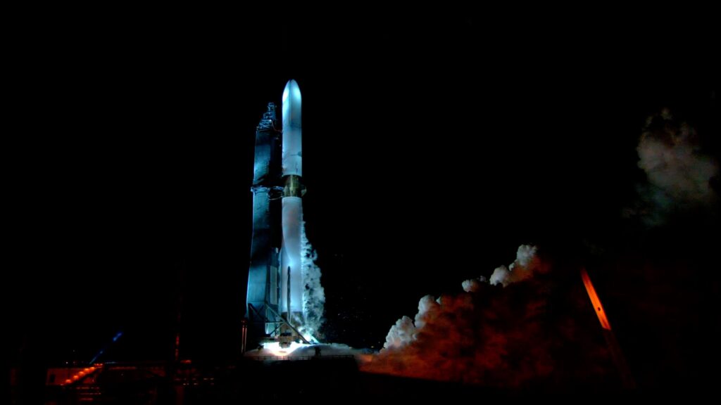Blue Origin tenta desafiar a SpaceX, de Elon Musk, com o novo superfoguete New Glenn • Divulgação