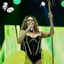 “O Axé é a alegria que habita a tristeza”: com essa frase, Daniela Mercury subiu ao palco do Festival de Verão para encerrar o primeiro dia de apresentações...
