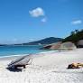A capital do estado de Santa Catarina reúne mais de 100 praias, o que faz dela um destino perfeito para as férias de verão.