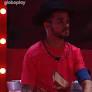 Um diálogo entre os gêmeos goianos João Pedro e João Gabriel na festa do Big Brother Brasil 2025 na madrugada deste sábado (25) deu o que falar na.