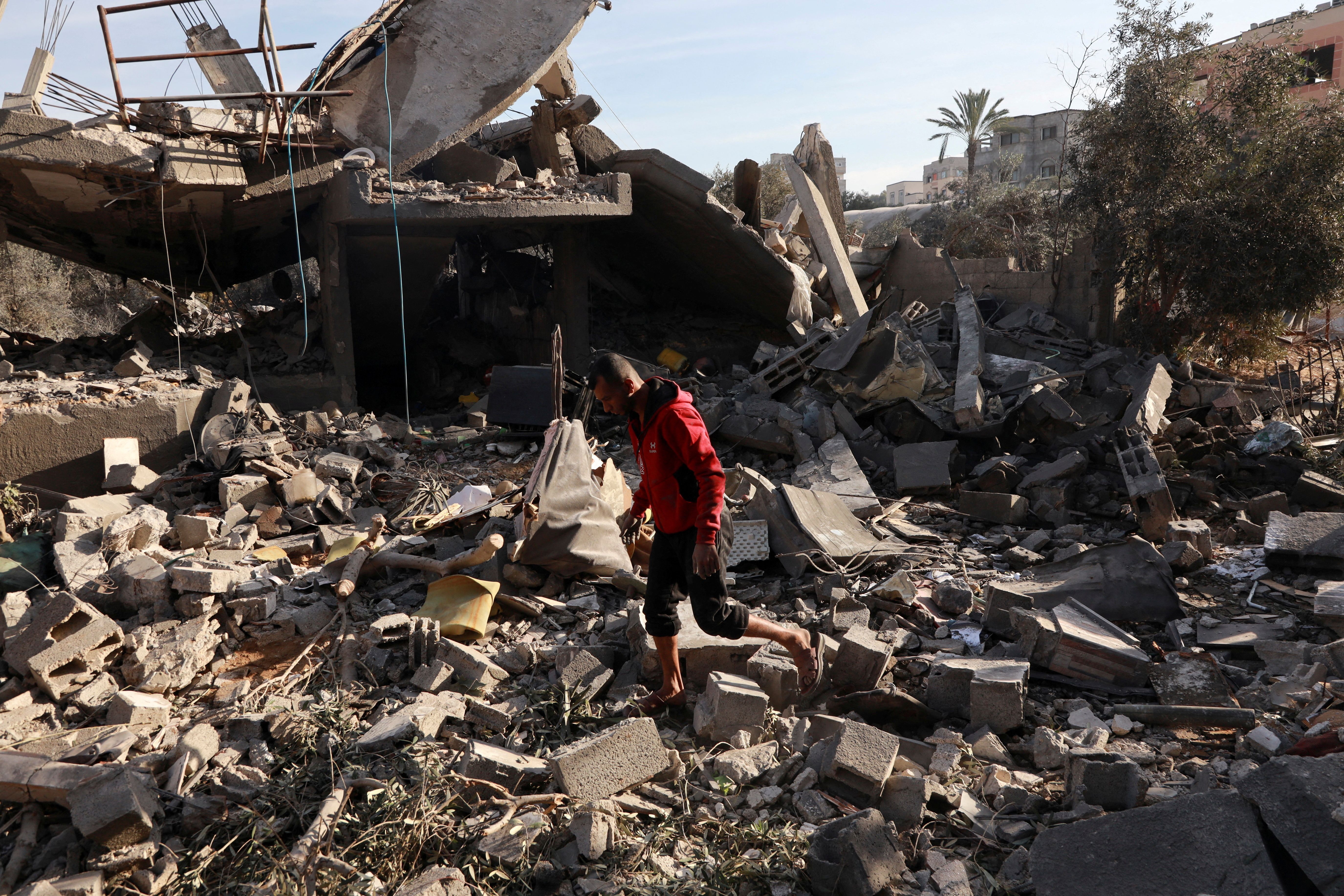 Após acordo, novos ataques de Israel em Gaza deixam 14 mortos