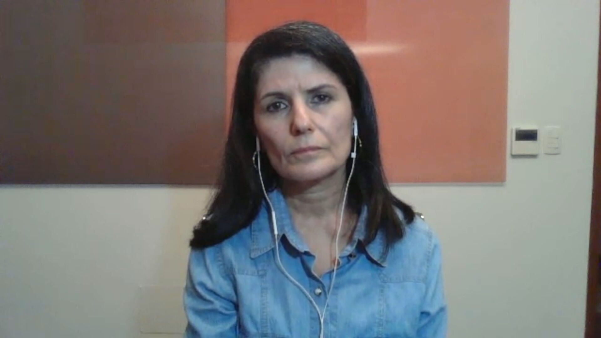 Inflação não justifica temor no mercado, desconfiança sim, diz a economista Zeina Latif ao WW