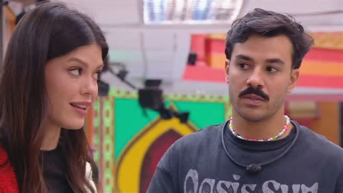 Mateus admite erro com Vitória Strada no 'BBB 25': 'Atrapalhava'