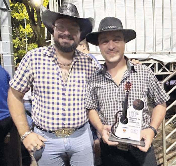 Festival de Música Sertaneja premiou cinco duplas