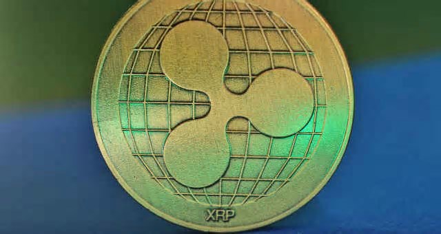 Brasil sai na frente mais uma vez e lança primeiro ETF de XRP (XRP) do mundo; criptomoeda salta 30% no ano