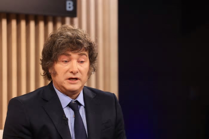 Milei diz que escândalo de criptomoedas foi um ‘tapa na cara’