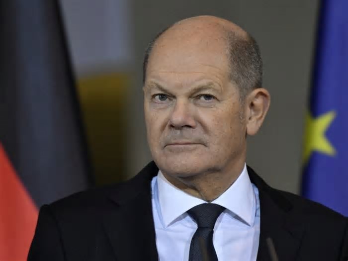 Na Alemanha, Scholz afirma que UE pode reagir à política tarifária dos EUA, se necessário