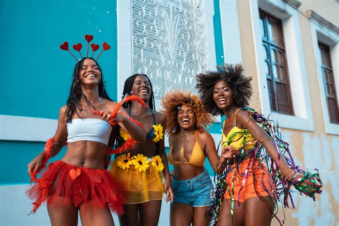 18 blocos para quem quer curtir o pré-Carnaval em SP e no Rio
