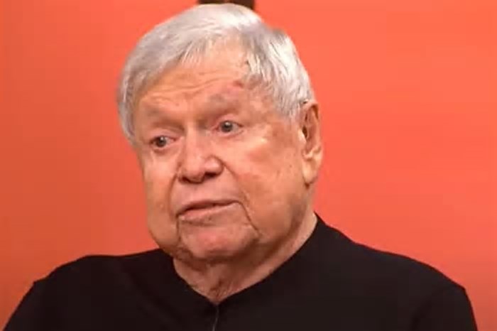Ex-diretor da Globo, Boni solta o verbo e detona BBB: “É um besteirol”