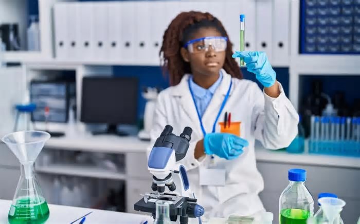 Ausência de mulheres negras é desafio para ciência, aponta ONU