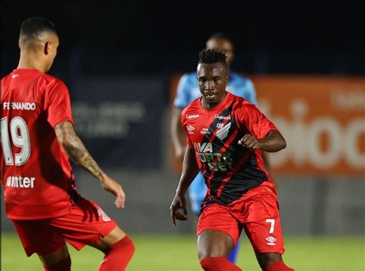 Pouso Alegre x Athletico-PR: prováveis escalações e onde assistir ao jogo pela Copa do Brasil