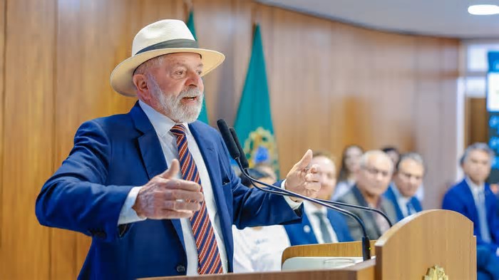 Governo Lula se prepara para responder a possíveis tarifas impostas por Trump