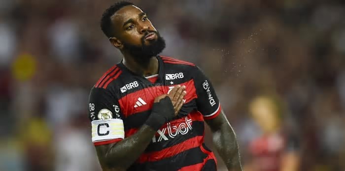 Diretor do Flamengo indica que Gerson não sai do Flamengo