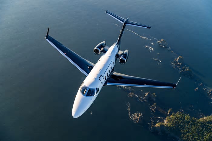 Phenom 300 da Embraer é o jato leve mais vendido e o mais entregue do mundo pelo 13º ano consecutivo