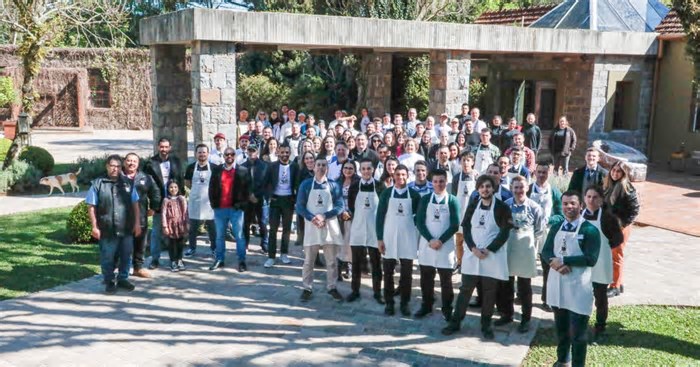 Para arrecadar recursos para a segurança pública de Gramado e Canela, Feijoada da Solidariedade será realizada em abril