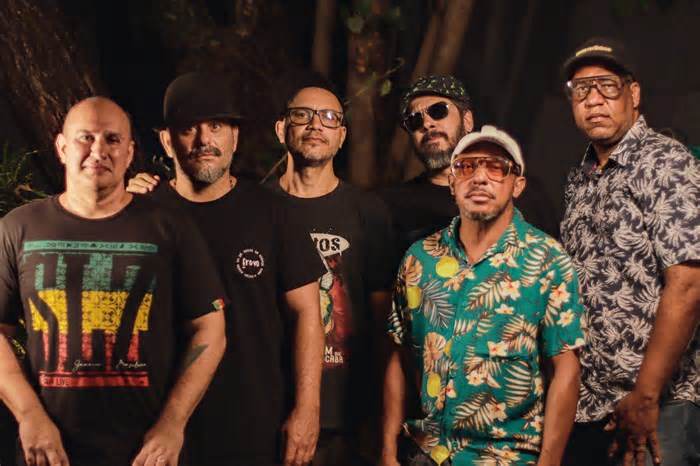 Nação Zumbi chega a BH para celebrar o disco