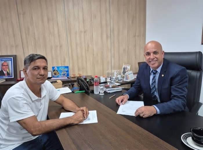 Deputado Ismael Crispin destina recursos para aquisição de van para pacientes de hemodiálise em Costa Marques