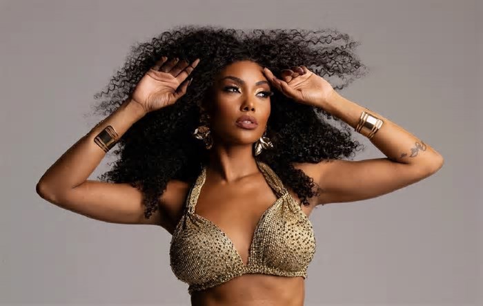 Pâmella Gomes, rainha da Tom Maior há 12 anos: 'Já me questionei sobre parar, mas o amor fala mais alto'