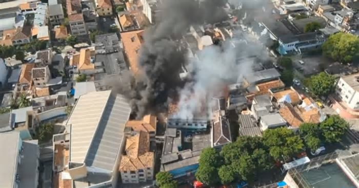 Carnaval do grupo de acesso do Rio é comprometido por incêndio