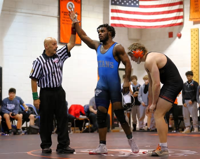 Warren Woods Tower beats Brother Rice to return to team state tournament