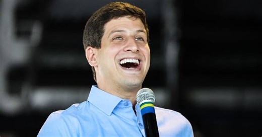 João Campos teria o dobro dos votos de Raquel Lyra em PE, aponta pesquisa