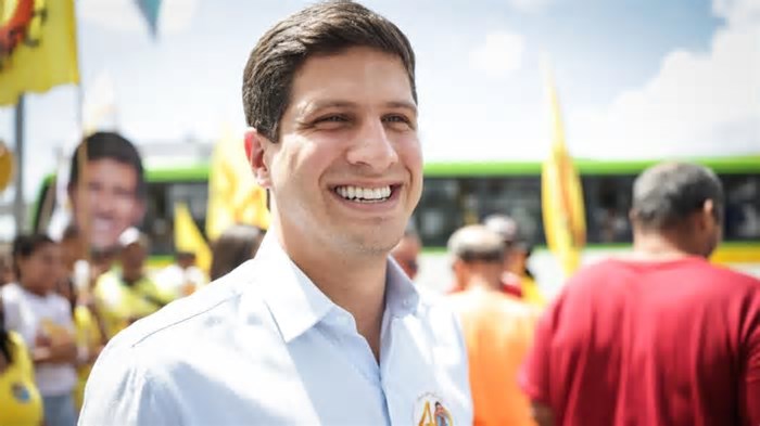 Quaest: João Campos lidera disputa para o governo de PE com 56%