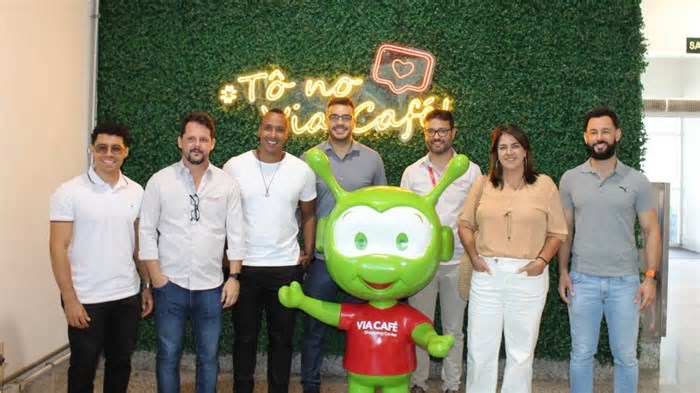 Câmara nas Empresas visita Via Café Shopping