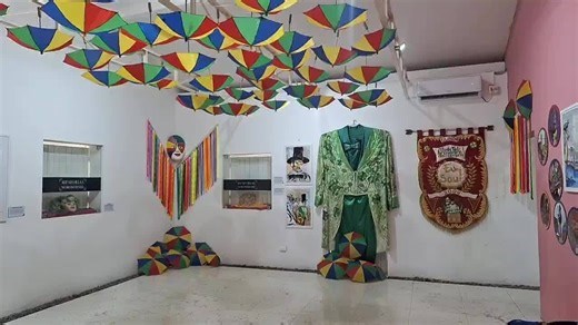 Fernando de Noronha tem exposição em homenagem ao carnaval de Pernambuco com entrada gratuita