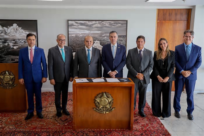 GDF e STF assinam acordo para geração compartilhada de energia solar fotovoltaica